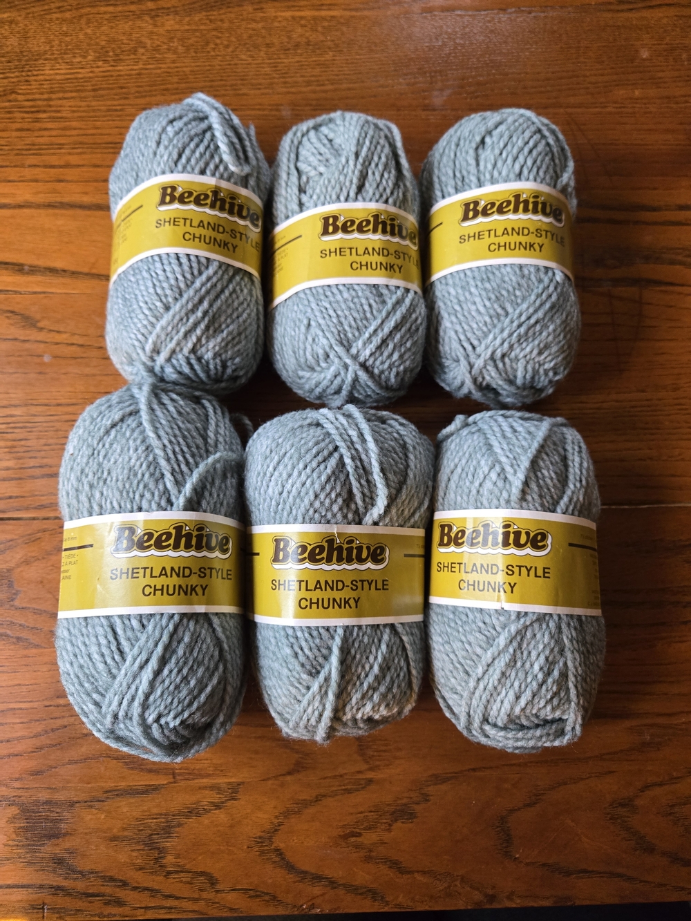 Shetland-Style Chunky Yarn - Light Gray (6 Skeins)